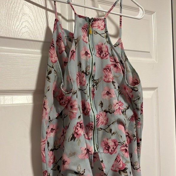 floral tank top - Picture 3 of 3